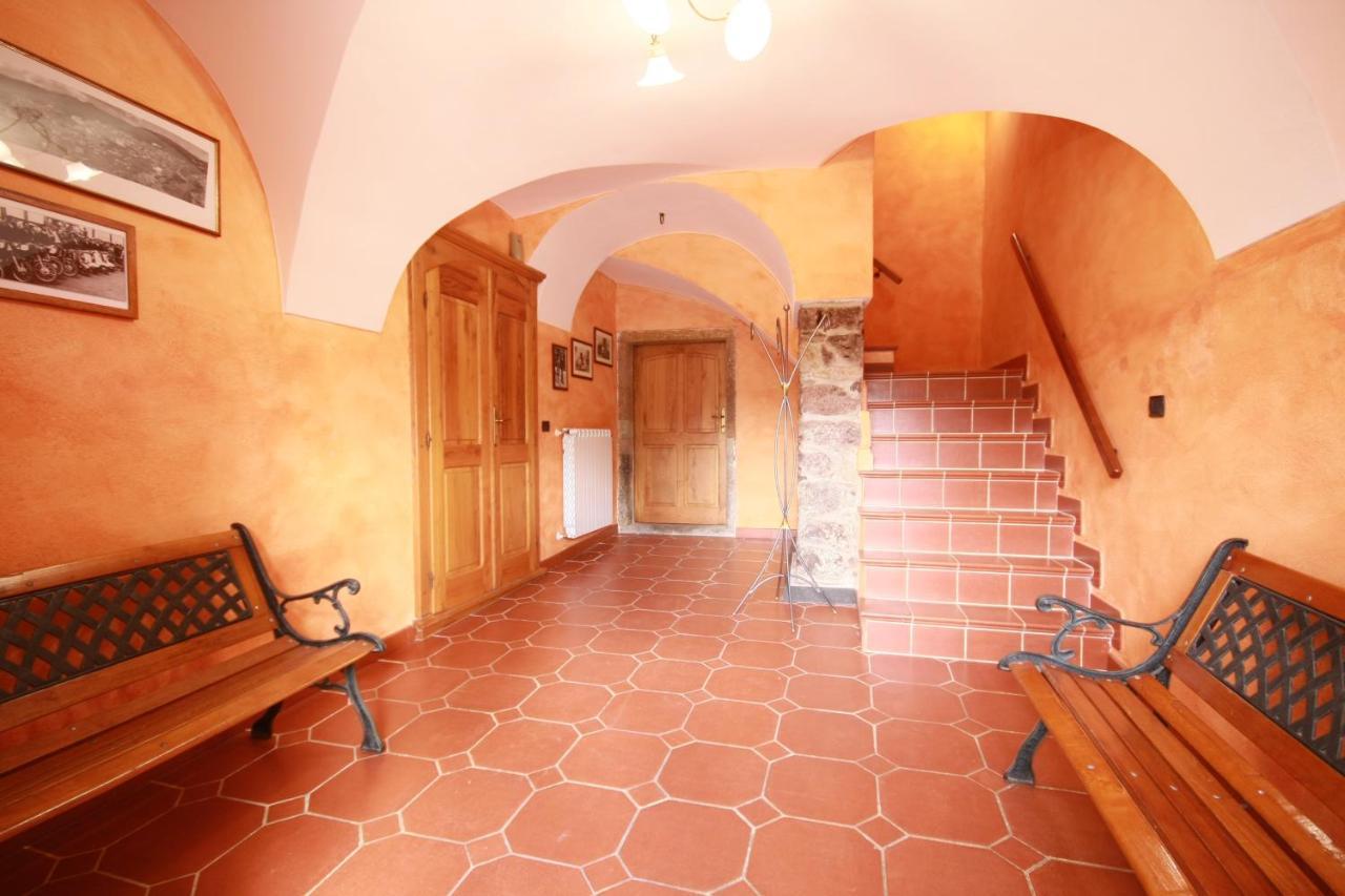 B&B Linu Ruiu Santu Lussurgiu Exteriör bild